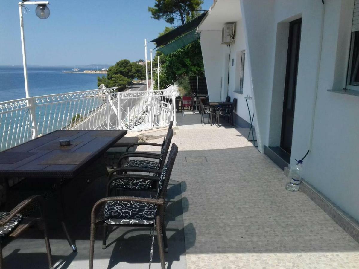 Apartmani Lastro Jesenice  Exterior photo